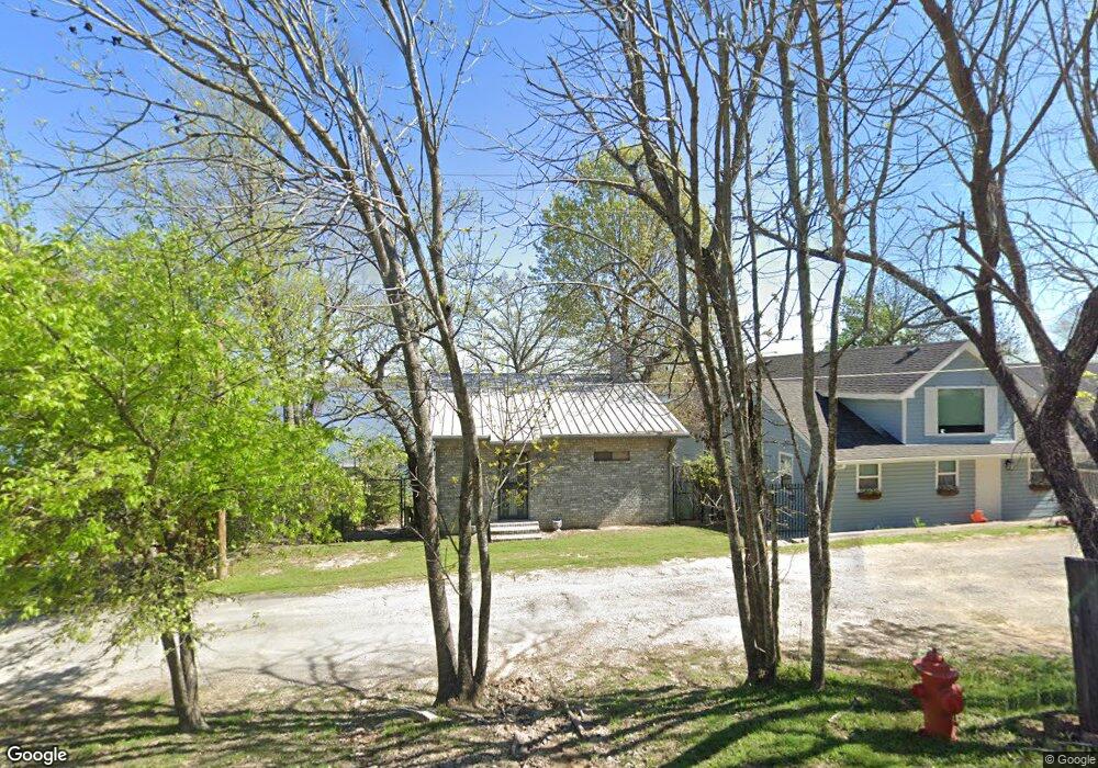 512 W Lake Dr, Weatherford, TX 76087 - photo 1