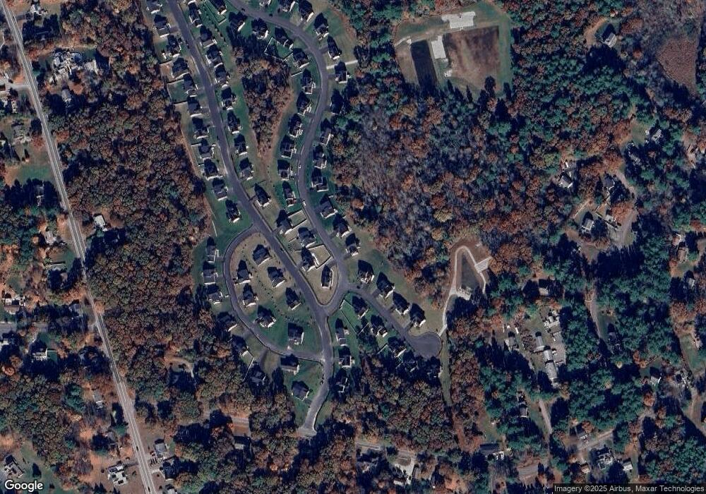 37 Iris Ln, Bellingham, MA 02019 - photo 1