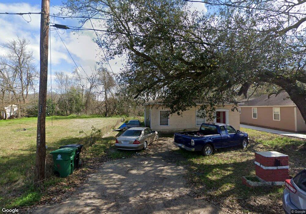 7540-7558 Dyer St, Houston, TX 77088 - photo 1