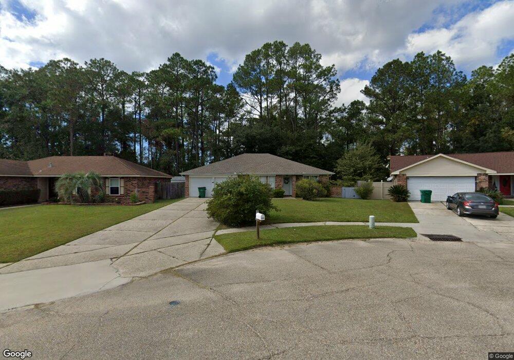 223 W Queens Dr, Slidell, LA 70458 - photo 1