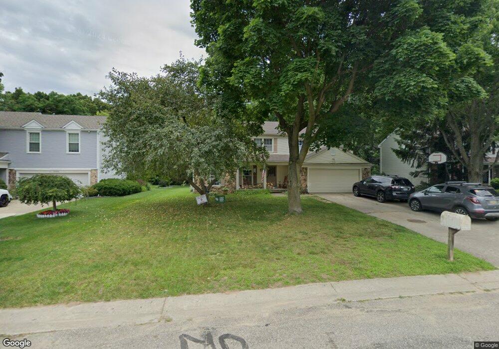 2405 Harness, West Bloomfield, MI 48324 - photo 1