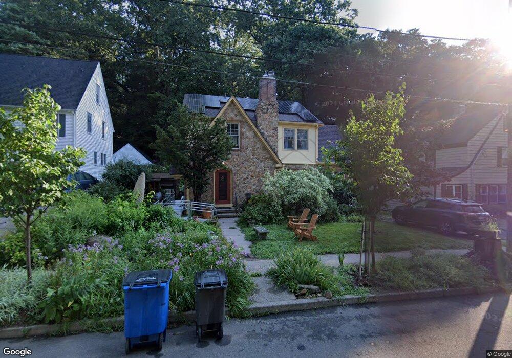 47 Hemlock Rd, New Haven, CT 06515 - photo 1