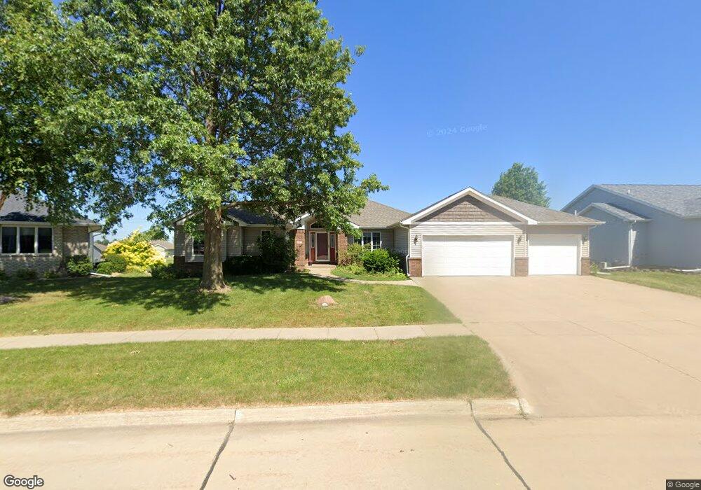 121 Bickford Dr, West Branch, IA 52358 - photo 1