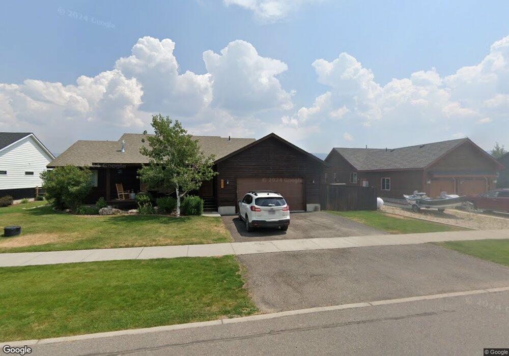 907 Piute St, Driggs, ID 83422 - photo 1