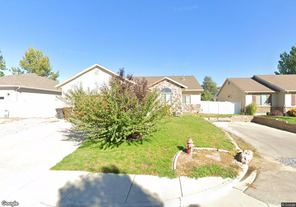 471 E Wison Woods Ln, Midvale, UT 84047 - photo 1