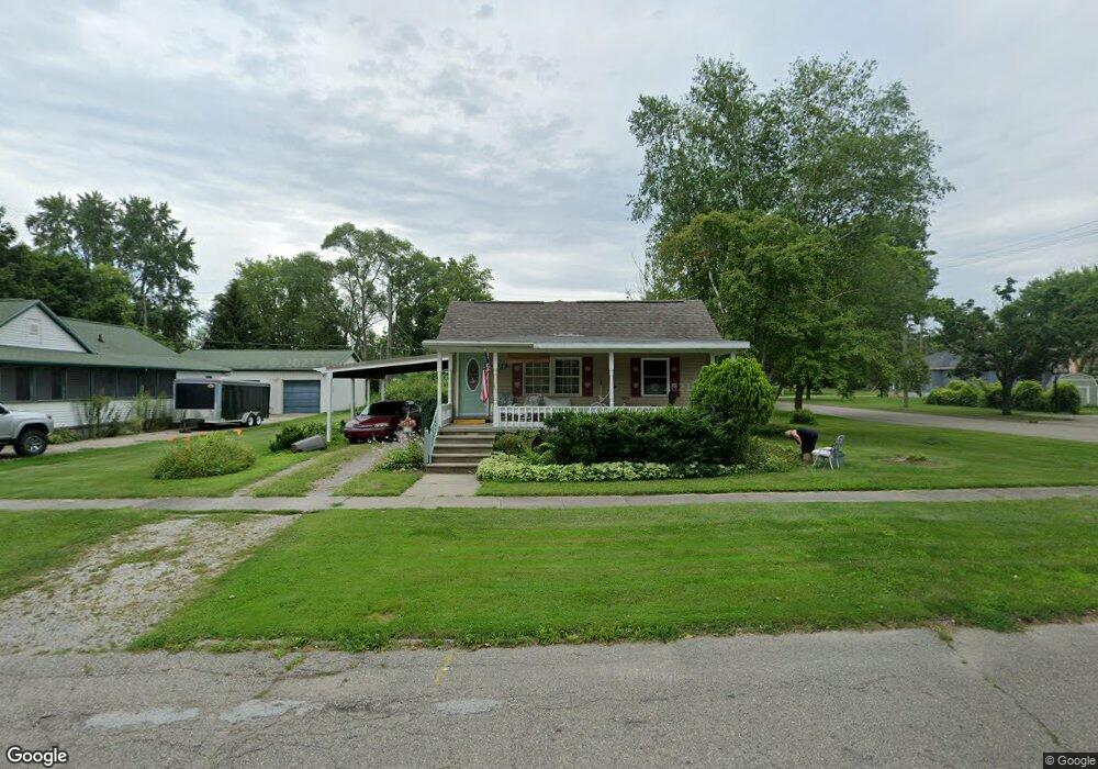 139 S East St, Vassar, MI 48768 - photo 1