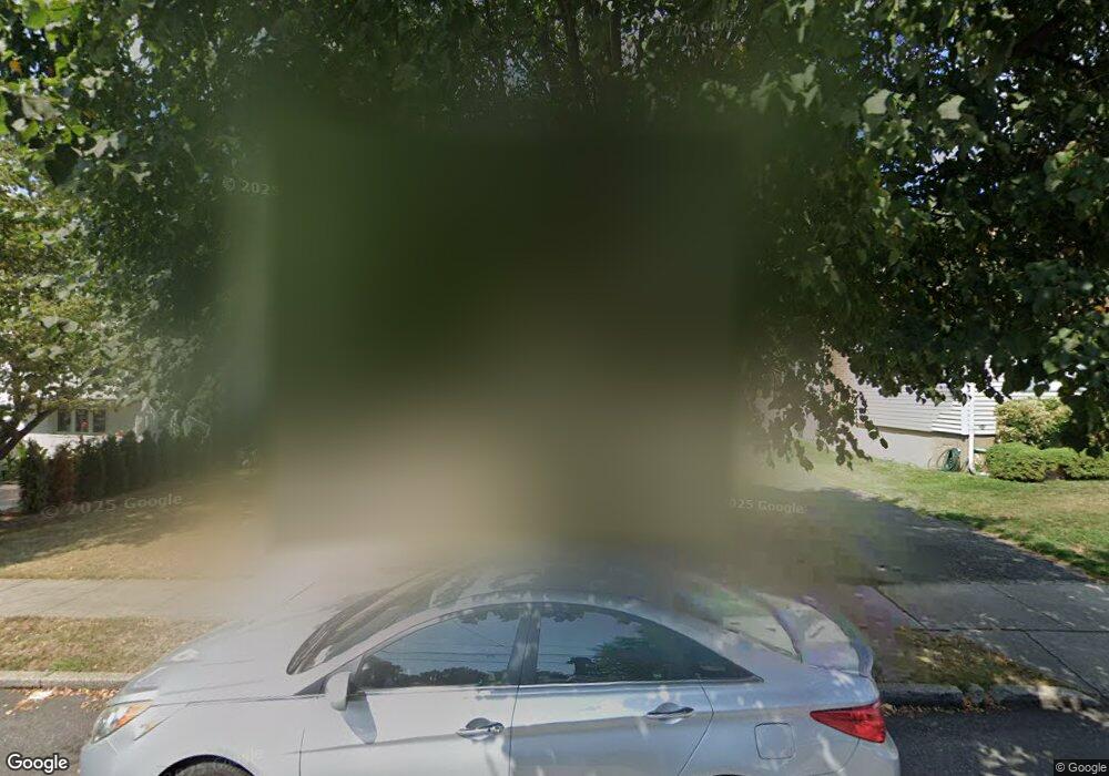 67 W Euclid St, Valley Stream, NY 11580 - photo 1