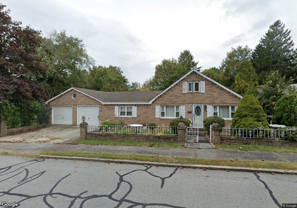 39 Summit Ave, North Dartmouth, MA 02747 - photo 1