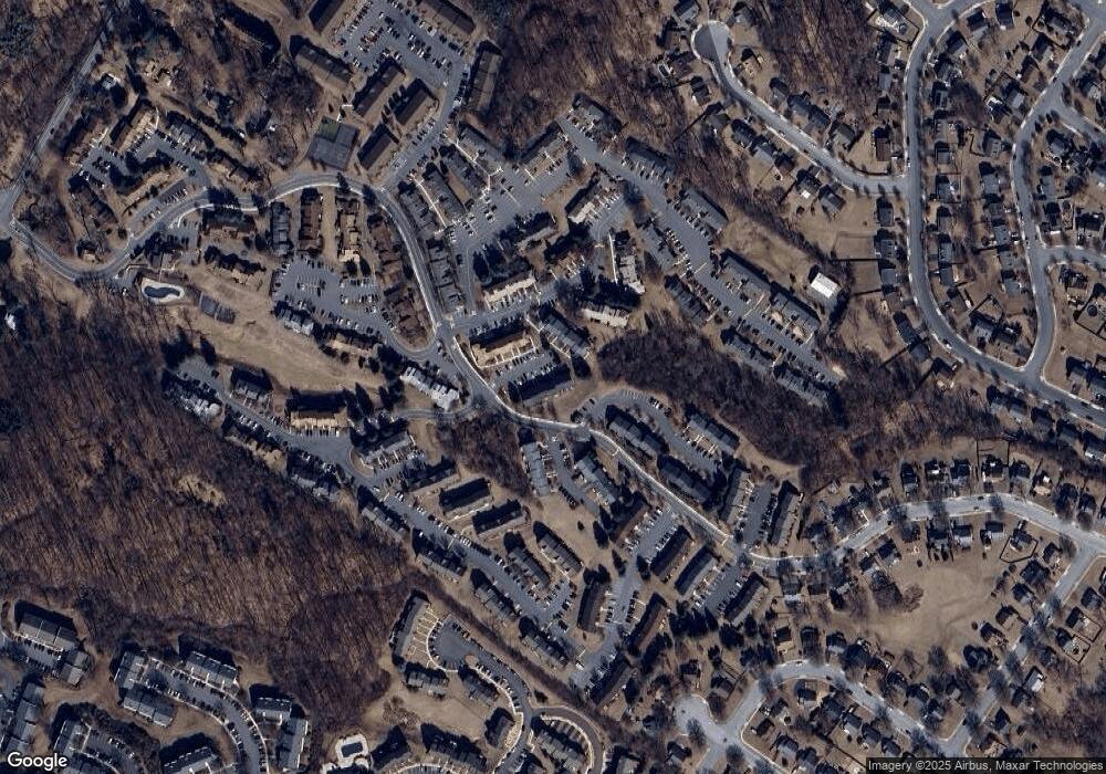 42-4 Laurel Springs Ln, Reading, PA 19606 - photo 1