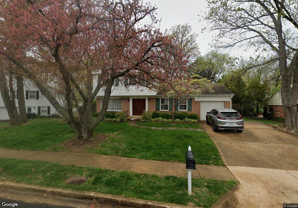 1322 Oberon Way, McLean, VA 22102 - photo 1