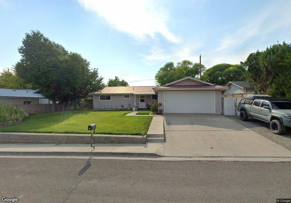 457 Ida Ave, Winnemucca, NV 89445 - photo 1