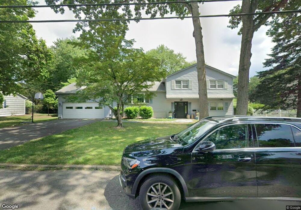 10 Kayeton Rd, Allendale, NJ 07401 - photo 1