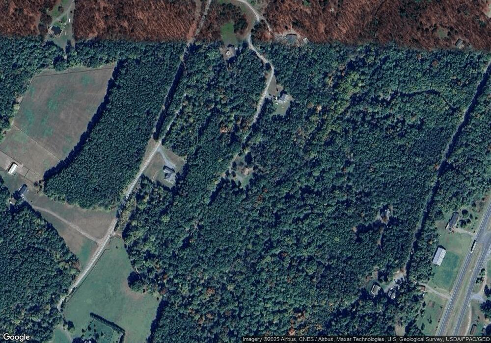 233 Tralee Dr, Cross Junction, VA 22625 - photo 1