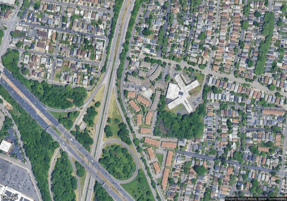 431 Willow Rd E unit 1, Staten Island, NY 10314 - photo 1