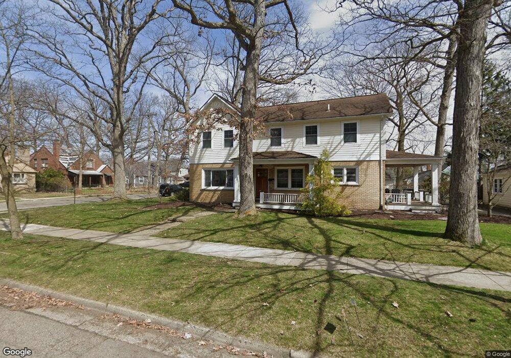 901 Hutchins Ave, Ann Arbor, MI 48103 - photo 1