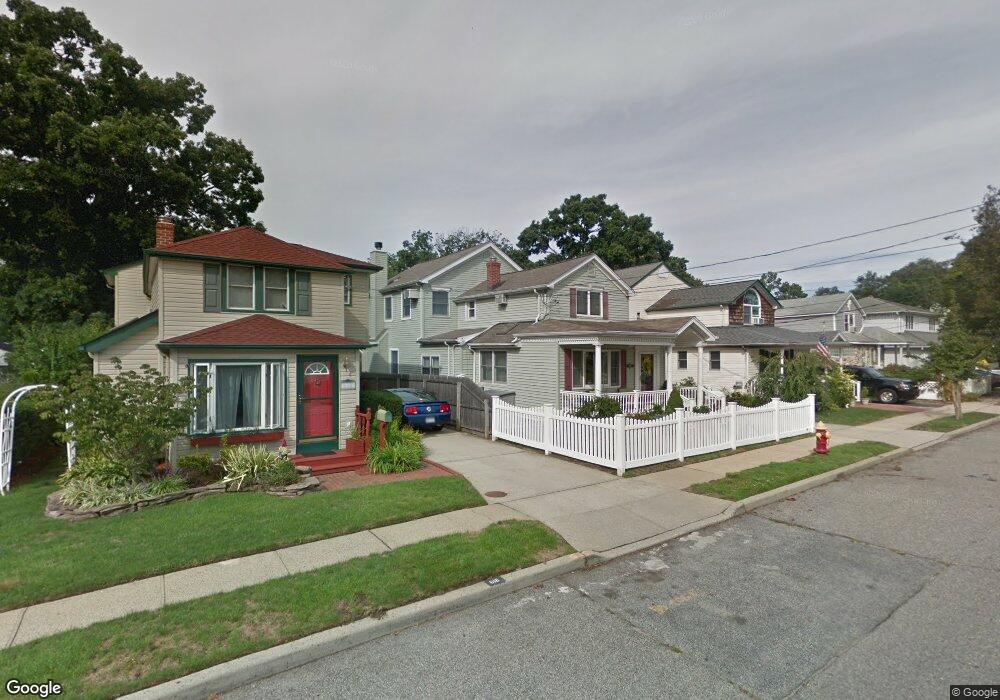 612 Farmers Ave, Bellmore, NY 11710 - photo 1