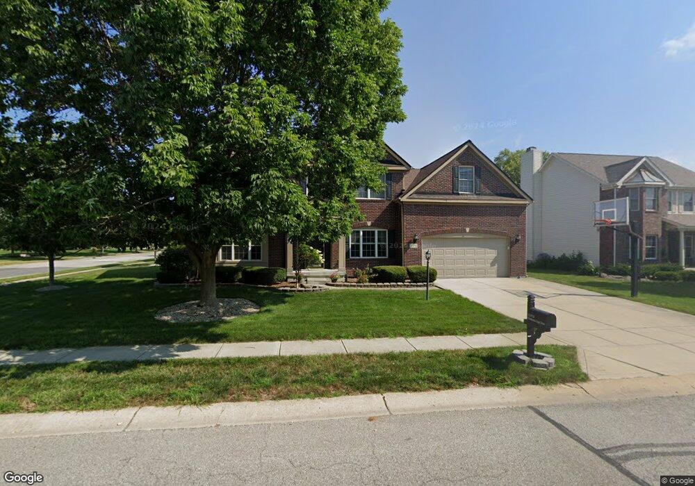 11976 Weathered Edge Dr, Fishers, IN 46037 - photo 1