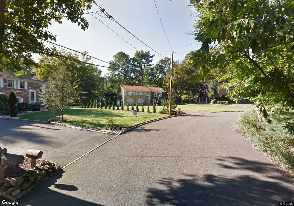 211 Camelot Ct, Mountainside, NJ 07092 - photo 1