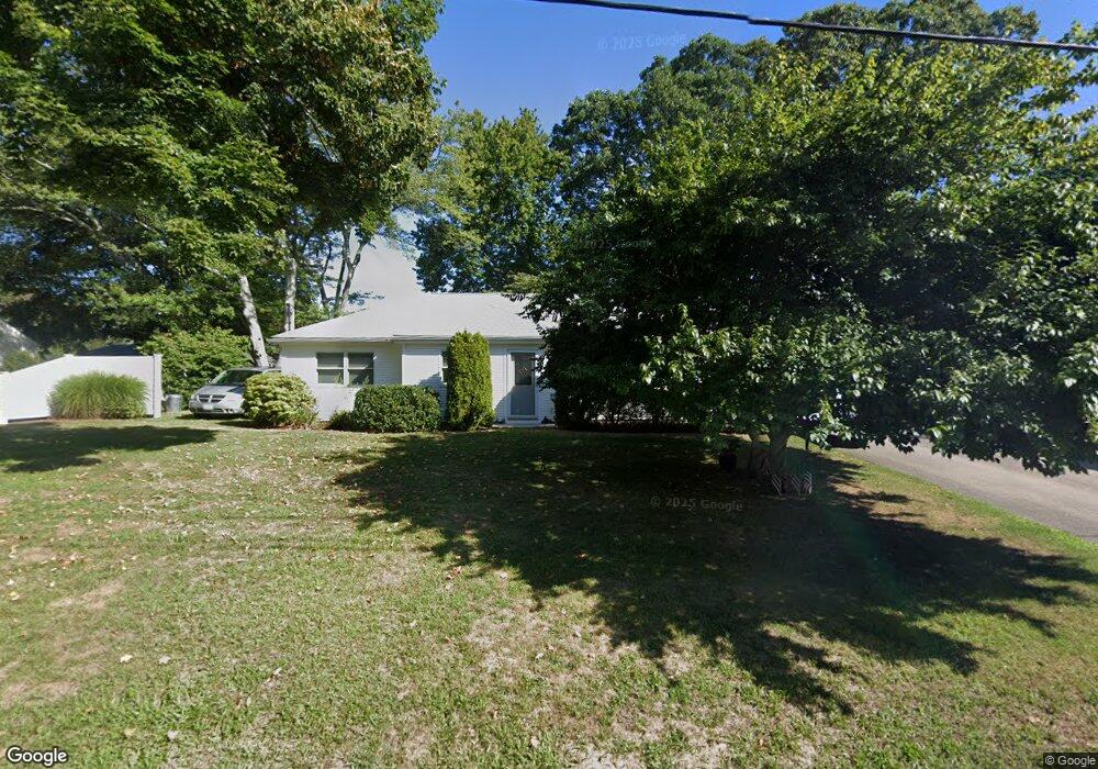 207 Wethersfield Dr, Warwick, RI 02886 - photo 1
