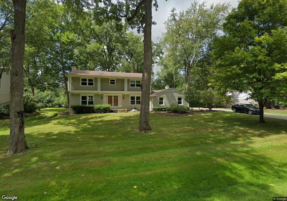 5176 Echo Rd, Bloomfield Hills, MI 48302 - photo 1