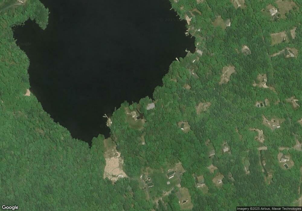 17 Wallis St, Douglas, MA 01516 - photo 1