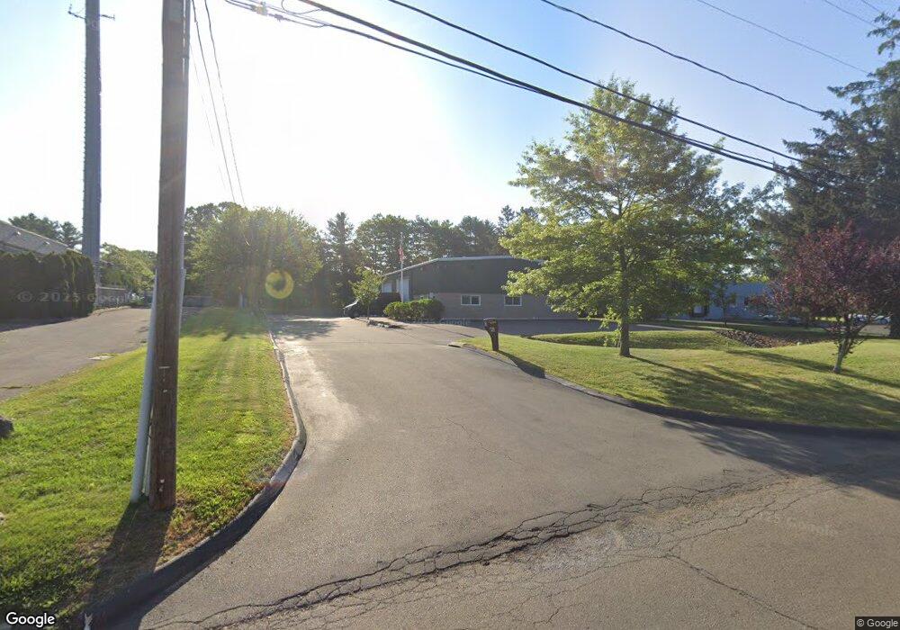 31 Acorn Rd, Branford, CT 06405 - photo 1