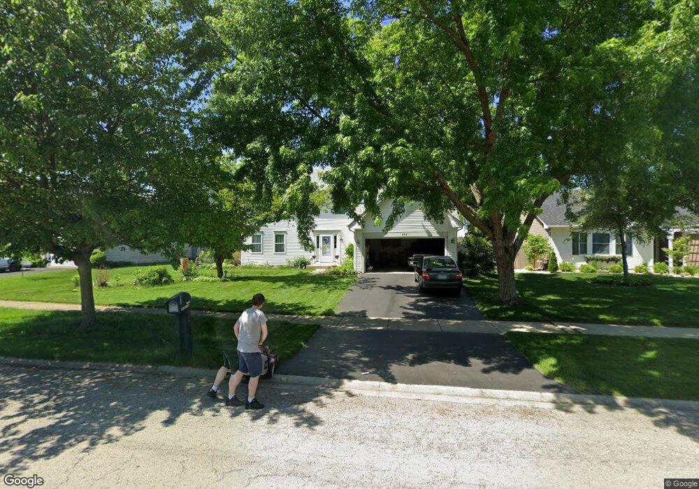 535 Lakeview Dr, Oswego, IL 60543 - photo 1