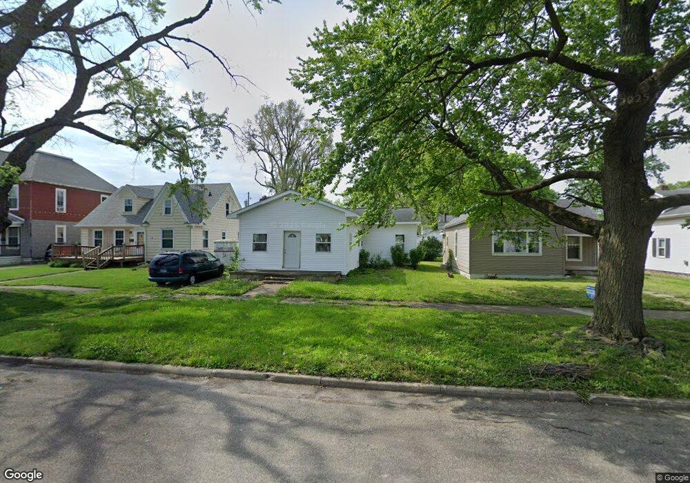 2313 Richmond Ave, Mattoon, IL 61938 - photo 1