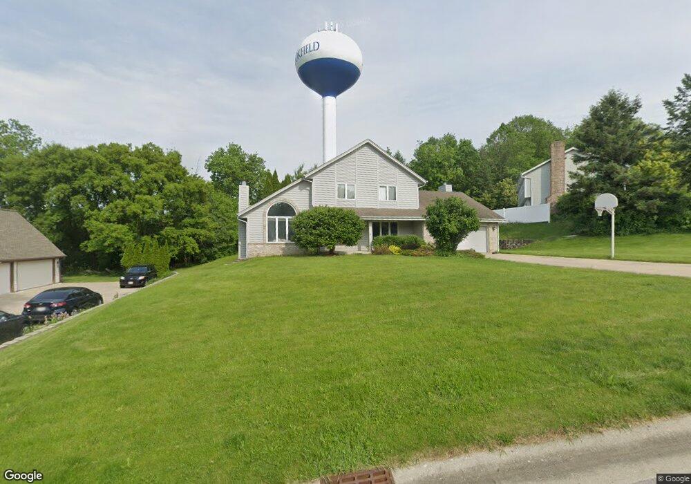 1260 Hawthorne Ridge Dr, Brookfield, WI 53045 - photo 1