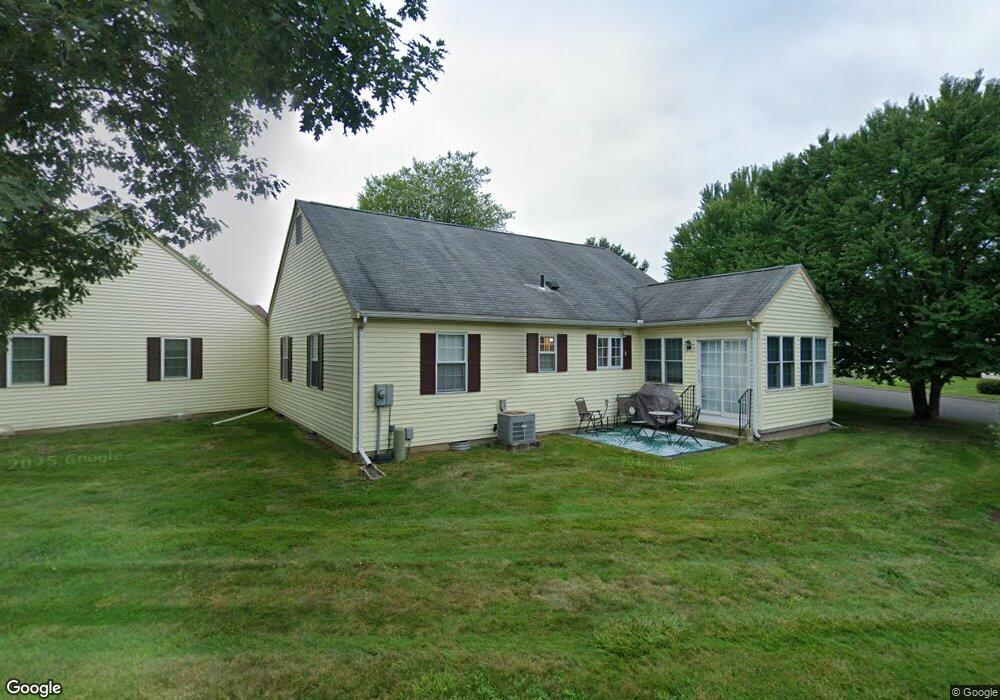 2 Strathmore Ln, Suffield, CT 06078 - photo 1