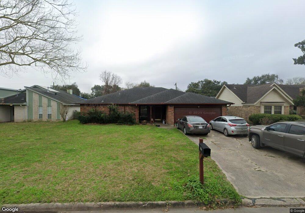 1915 Goode St, Alvin, TX 77511 - photo 1