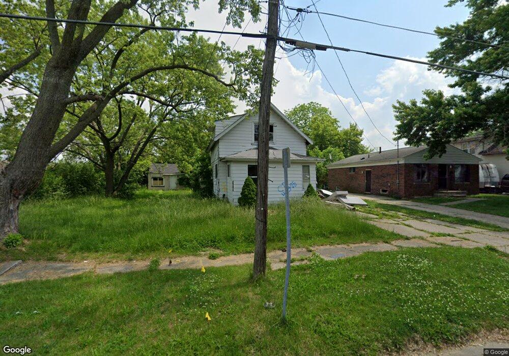 1119 Hughes Ave, Flint, MI 48503 - photo 1