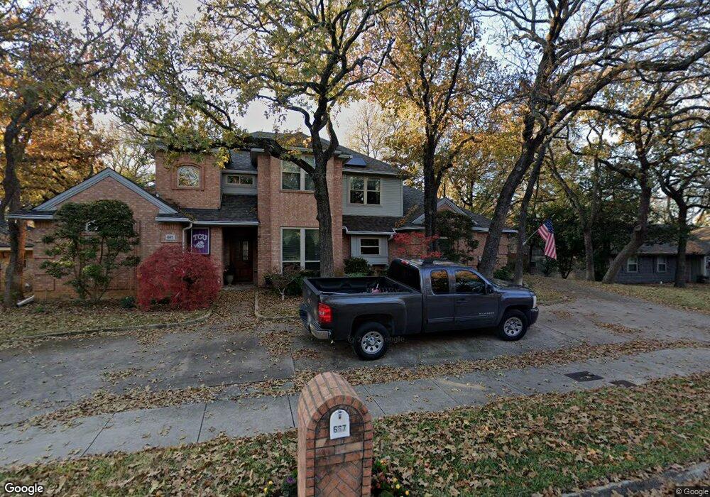 667 Springhill Dr, Hurst, TX 76054 - photo 1