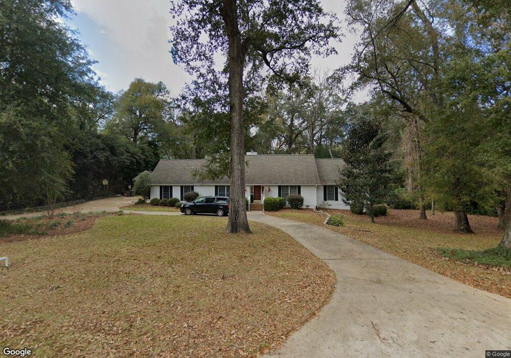1607 Pineland Dr, Bainbridge, GA 39819 - photo 1