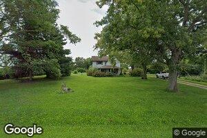 1923 E Wells Rd, Macon, IL 62544