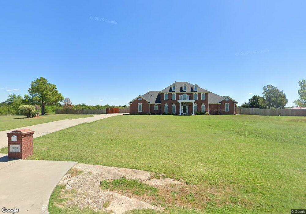 10100 Southern Creek Dr, Oklahoma City, OK 73165 - photo 1