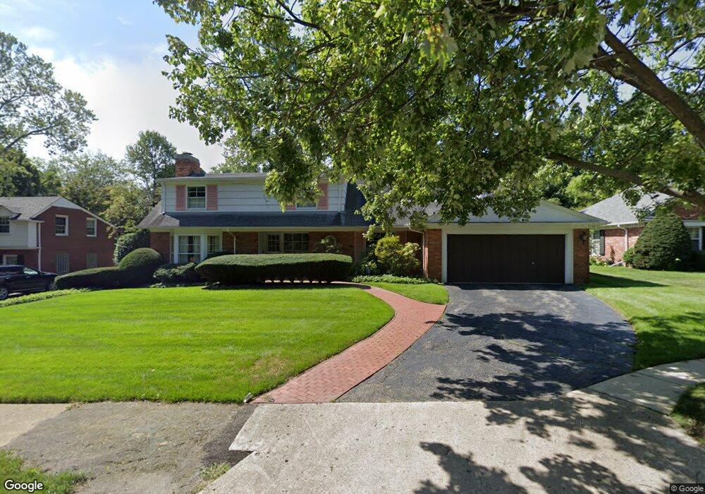 29 Whitcomb Dr, Grosse Pointe Farms, MI 48236 - photo 1