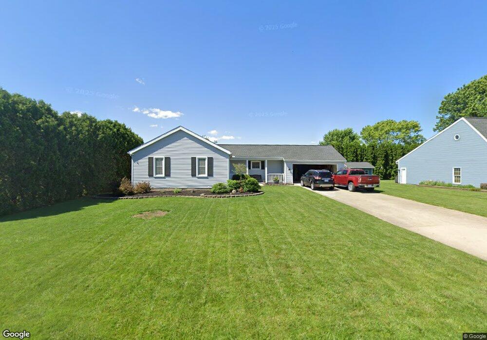 1216 Victoria Dr, Bucyrus, OH 44820 - photo 1