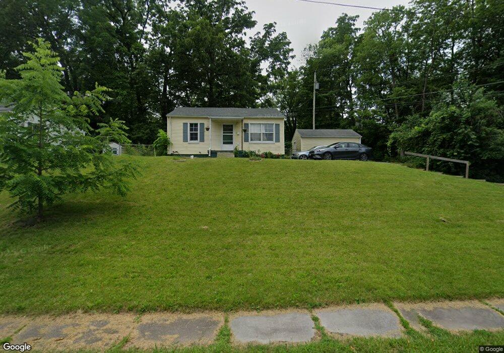 1325 Kirkwood Blvd, Davenport, IA 52803 - photo 1