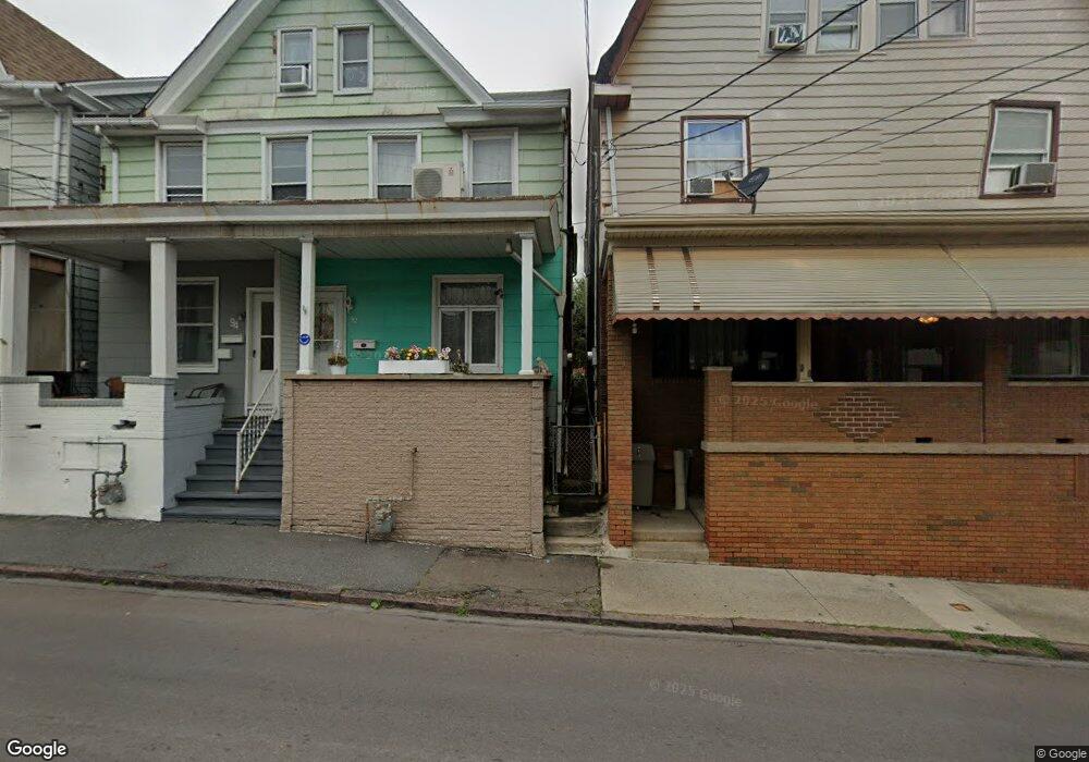 90 S Poplar St, Hazleton, PA 18201 - photo 1