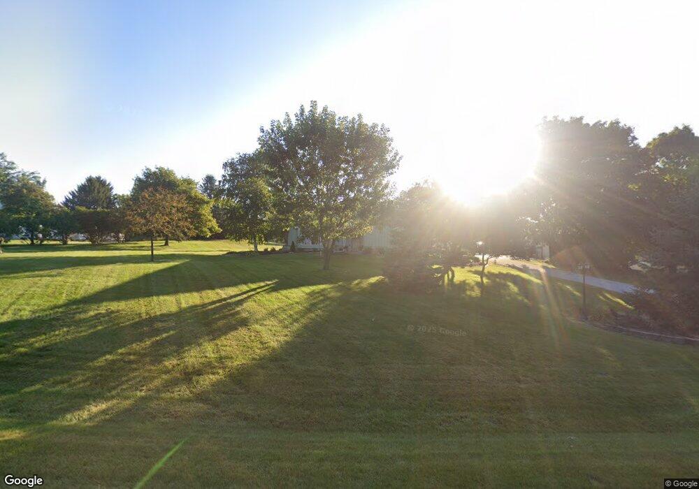 W323S1666 Moraine View Dr, Delafield, WI 53018 - photo 1