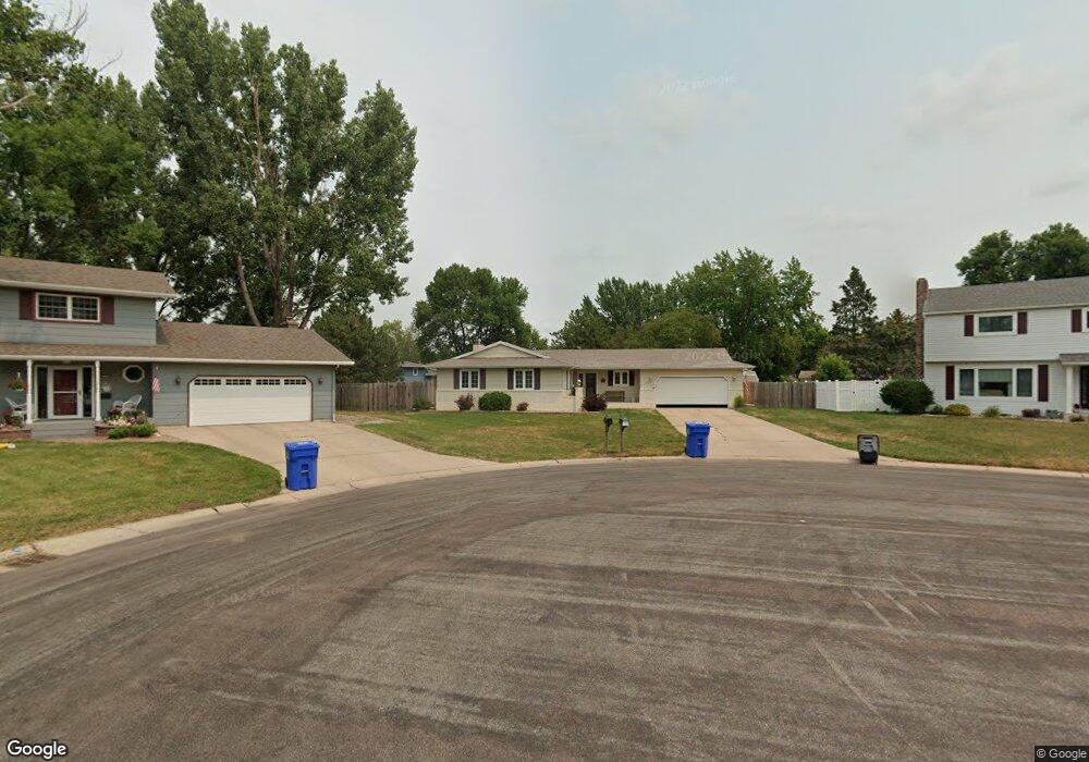 3262 Evergreen Cir N, Fargo, ND 58102 - photo 1