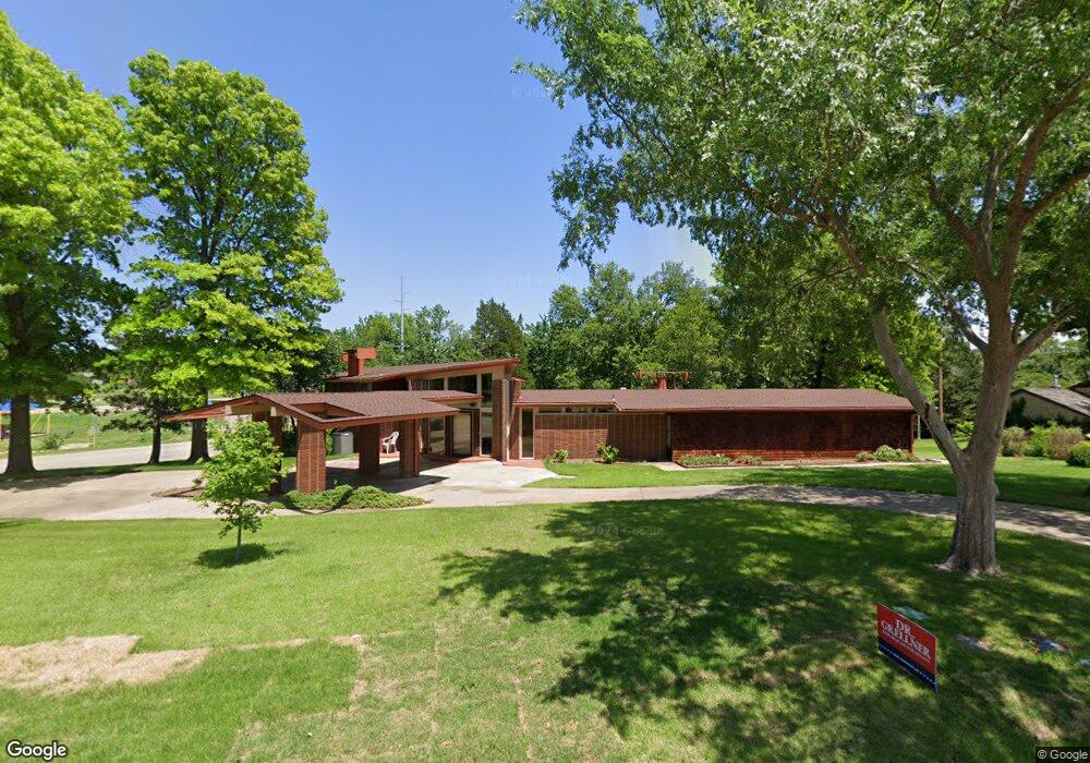 1010 S Highland Ave, Cushing, OK 74023 - photo 1