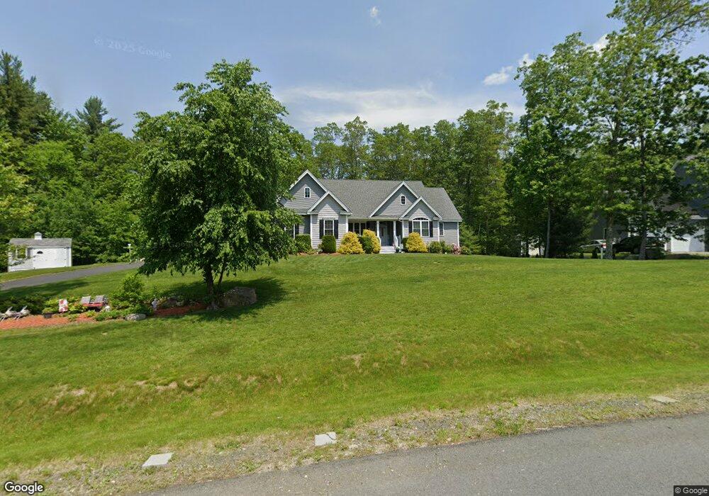 129 Clement Rd, Pelham, NH 03076 - photo 1