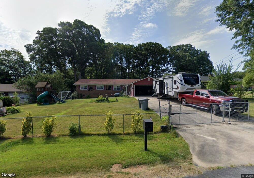 1920 Cedar Rd, Asheboro, NC 27203 - photo 1