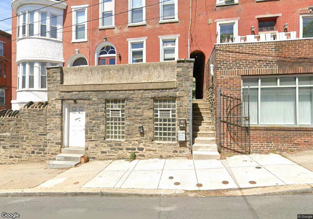 132 Green Ln, Philadelphia, PA 19127 - photo 1