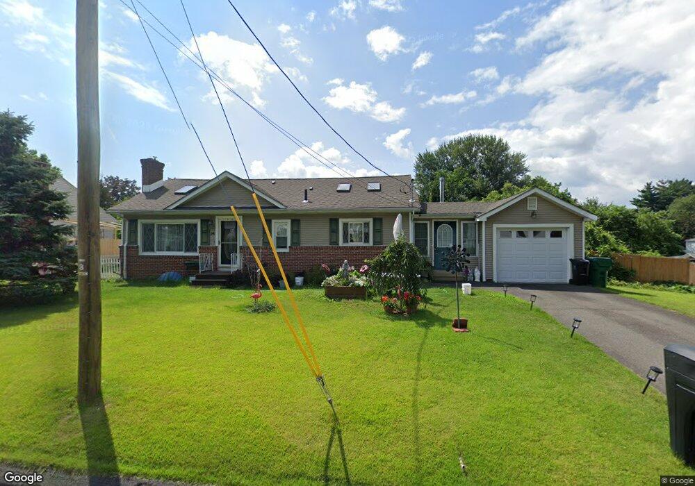 34 Sitnik Ave, Chicopee, MA 01013 - photo 1