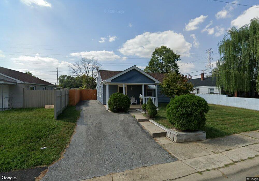 323 Martin Dr, New Castle, DE 19720 - photo 1