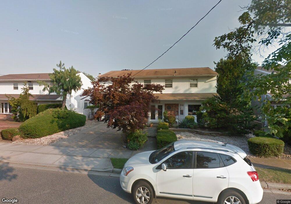 3899 Jane Ln, Oceanside, NY 11572 - photo 1