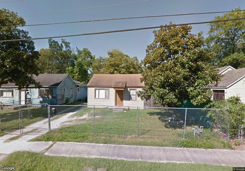 721 Neyland St, Houston, TX 77022 - photo 1